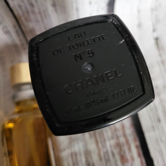 Chanel perfume 🌼 - Picture 4 of 6